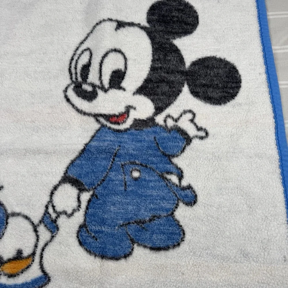 Vintage Biederlack 1984 Baby Blanket Mickey Mouse Donald Duck Disney USA